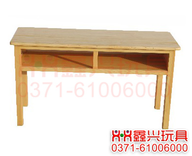 雙人木質大班桌-幼兒園桌椅-<a href=http://gmxchz.com.cn/ target=_blank class=infotextkey>幼兒園玩具</a>.jpg